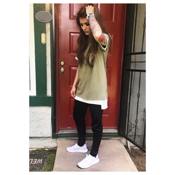 Hi! 👋 Here’s a little about me! - Picture 3 of 8